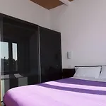 Apartment Centre *