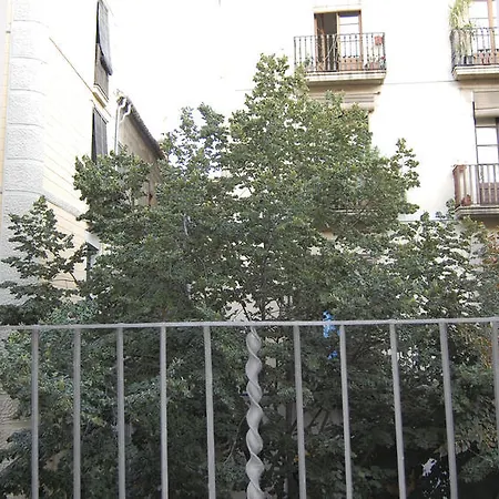 Apartment Centre *