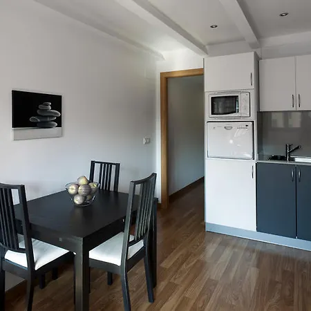 Apartment Centre